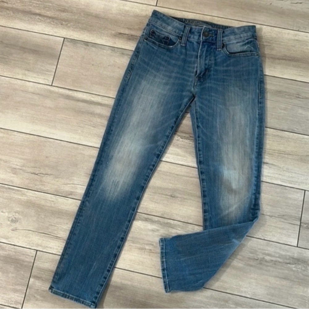American Eagle slim size 26x28